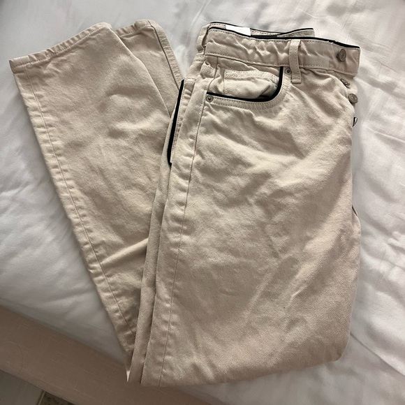 REFORMATION Cynthia Jeans - Picture 3 of 4